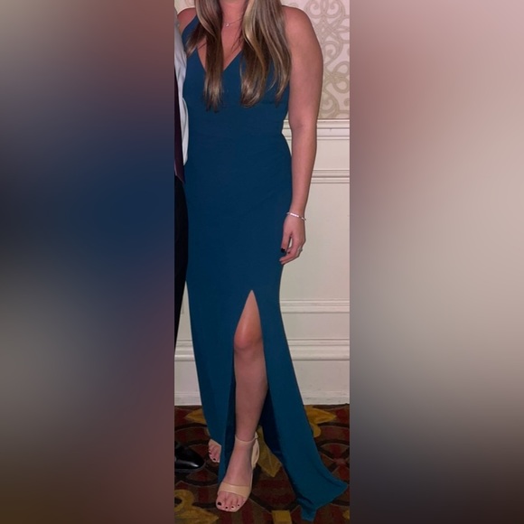 Dress the Population Jordan Gown - Picture 3 of 3